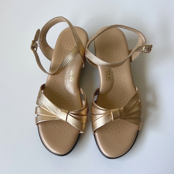 SAS Shoes - SAS Gold Metallic Leather Comfort Sandals Low Heel Women's Size 7W